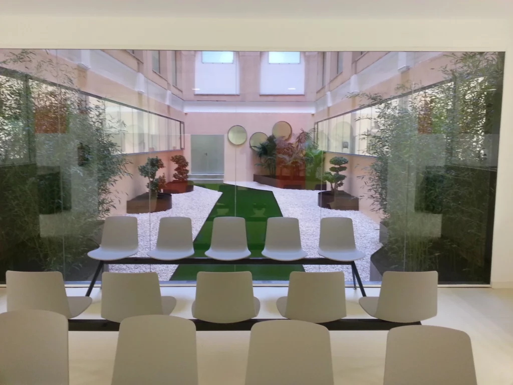 sala de estar con jardin